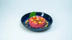 beetroot hummus حمص شمندر result