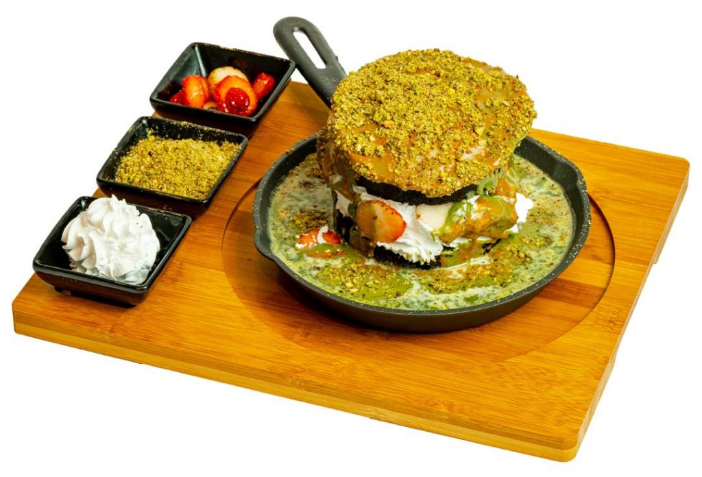 براوني بالفستق بانكيك brownie pistachio pancake